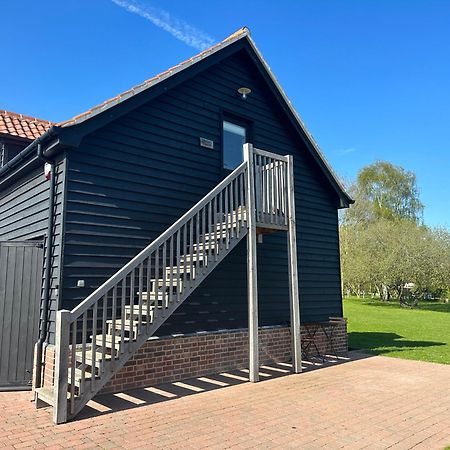 The Old Piggery, Cart Lodge In Newbourne Екстер'єр фото